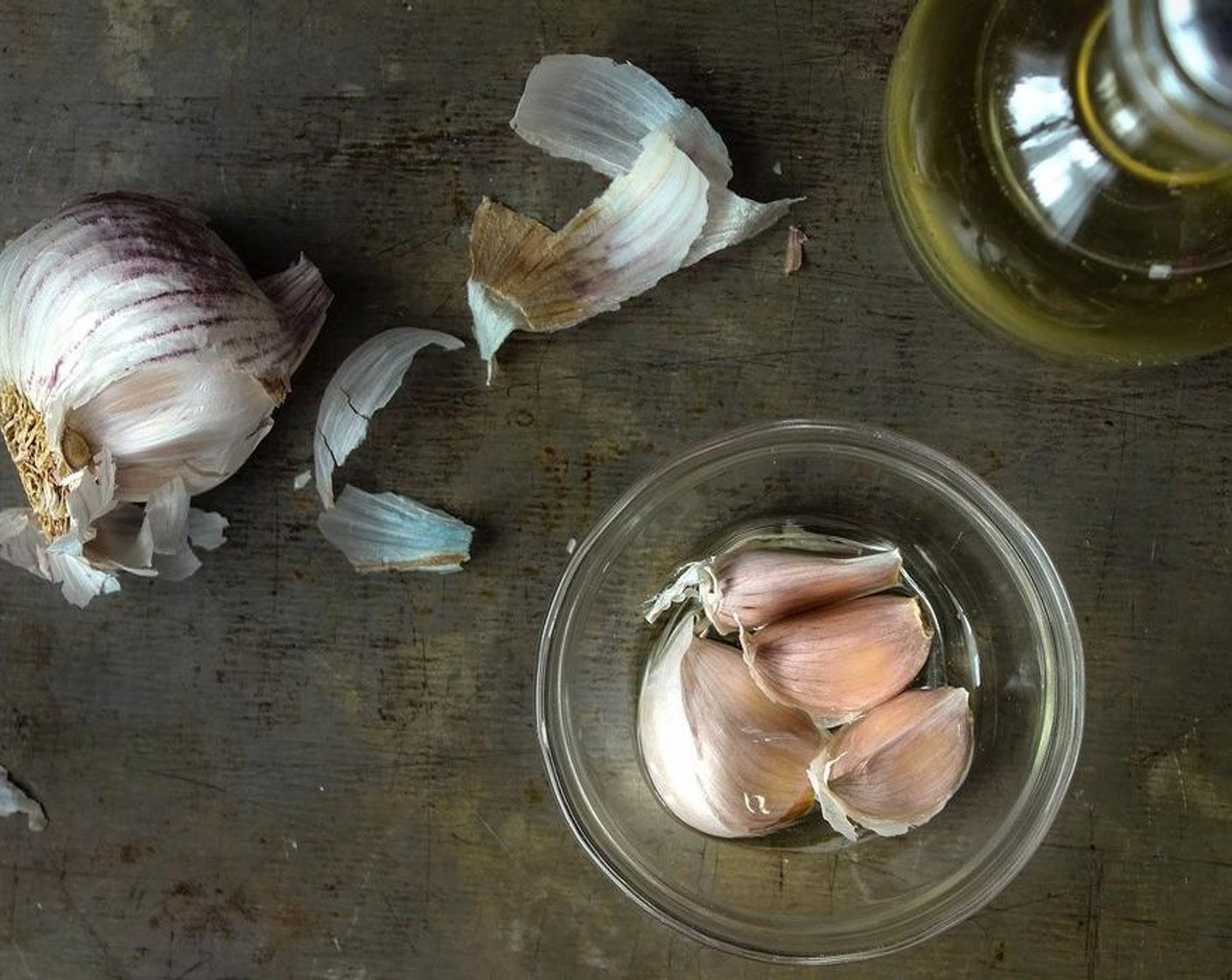 step 1 Separate the Garlic (4 cloves) but don’t peel it. Leave it in it’s skin. Make sure the garlic cloves are similar in size, else the smaller ones get burnt.