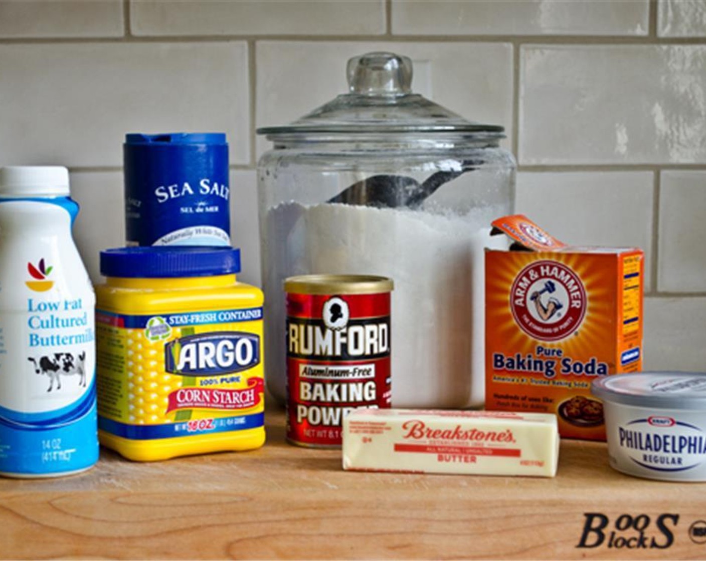 step 1 Preheat the oven to 425 degrees F (220 degrees C). Line a baking sheet with parchment paper.