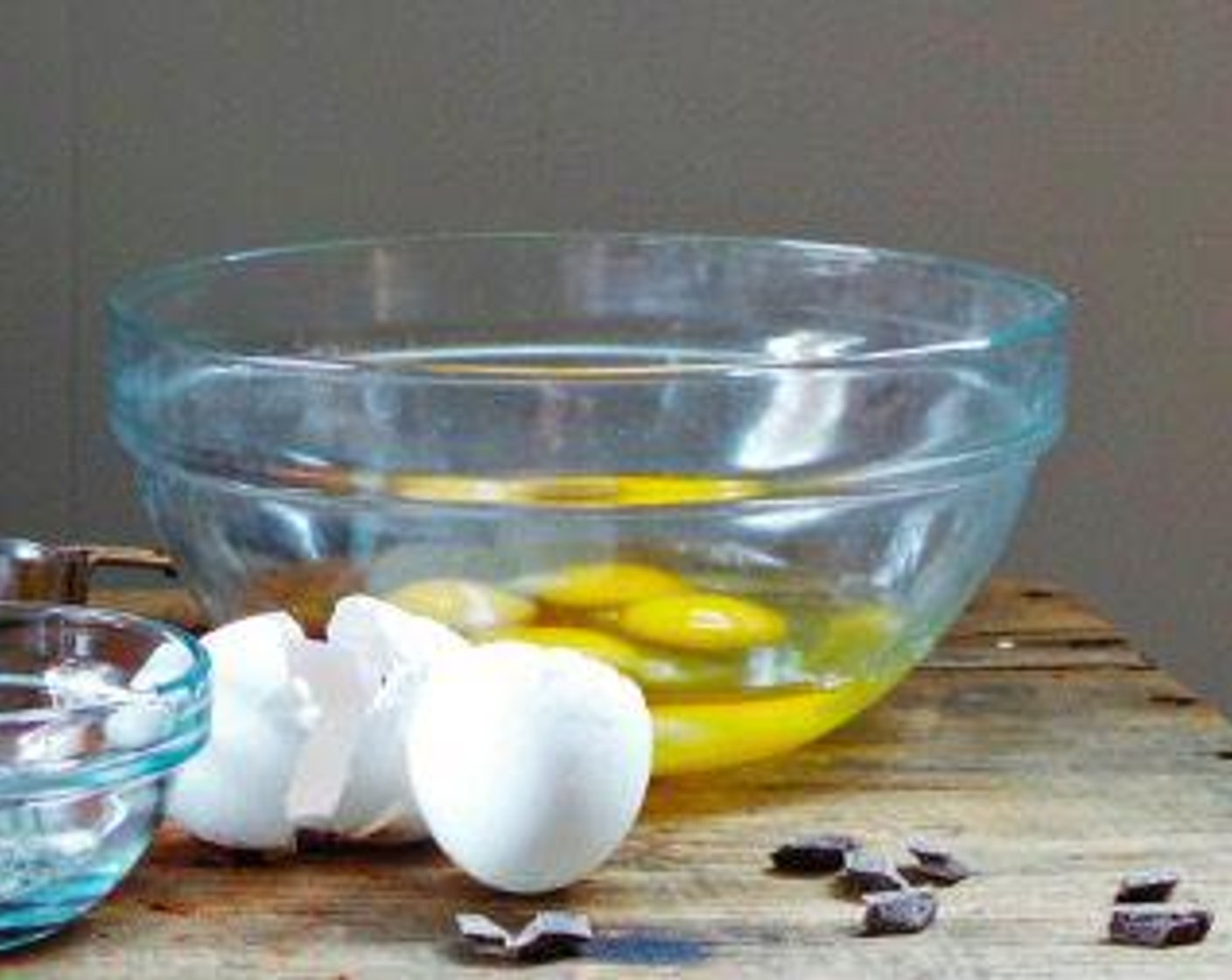step 5 Beat the Eggland's Best Classic Eggs (4) and Vanilla Extract (2 tsp) in a bowl, then slowly temper into the hot butter while whisking. Start adding a drop of the eggs at a time, then gradually increase the speed. This will help the eggs from scrambling.