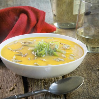 Butternut Squash Soup with Pumpkin Seeds Recipe | SideChef