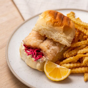 Japanese-Style Fried Fish Burger Recipe | SideChef