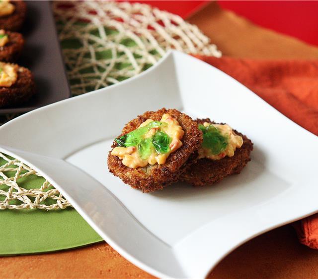 Fried Green Tomatoes with Pimento & Mint Jelly Recipe | SideChef