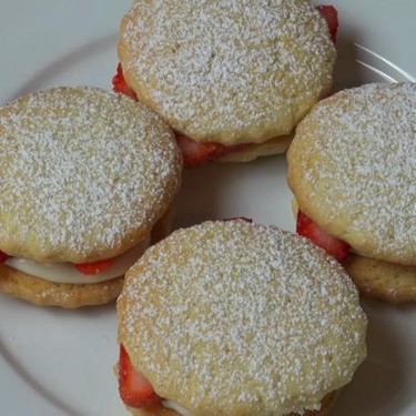 Strawberry Shortcakes Recipe | SideChef
