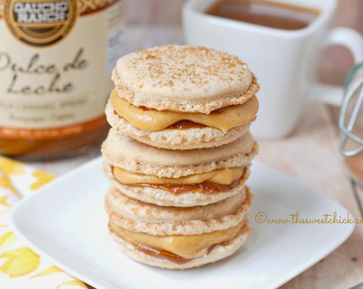 Churro Macarons