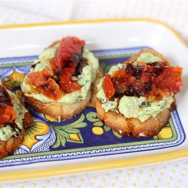 Goat Cheese Pesto and Roasted Tomato Crostini Recipe | SideChef