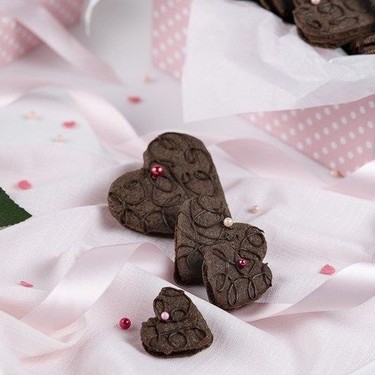 Chocolate Ganache Sandwich Cookies Recipe | SideChef