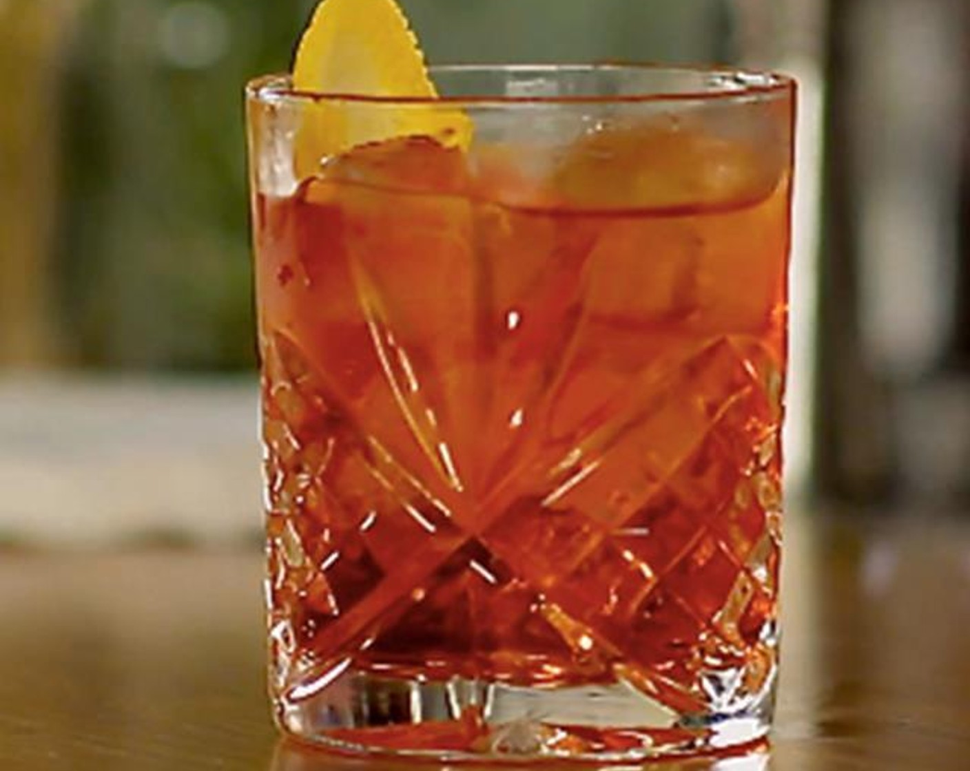 VEEV Negroni Cocktail