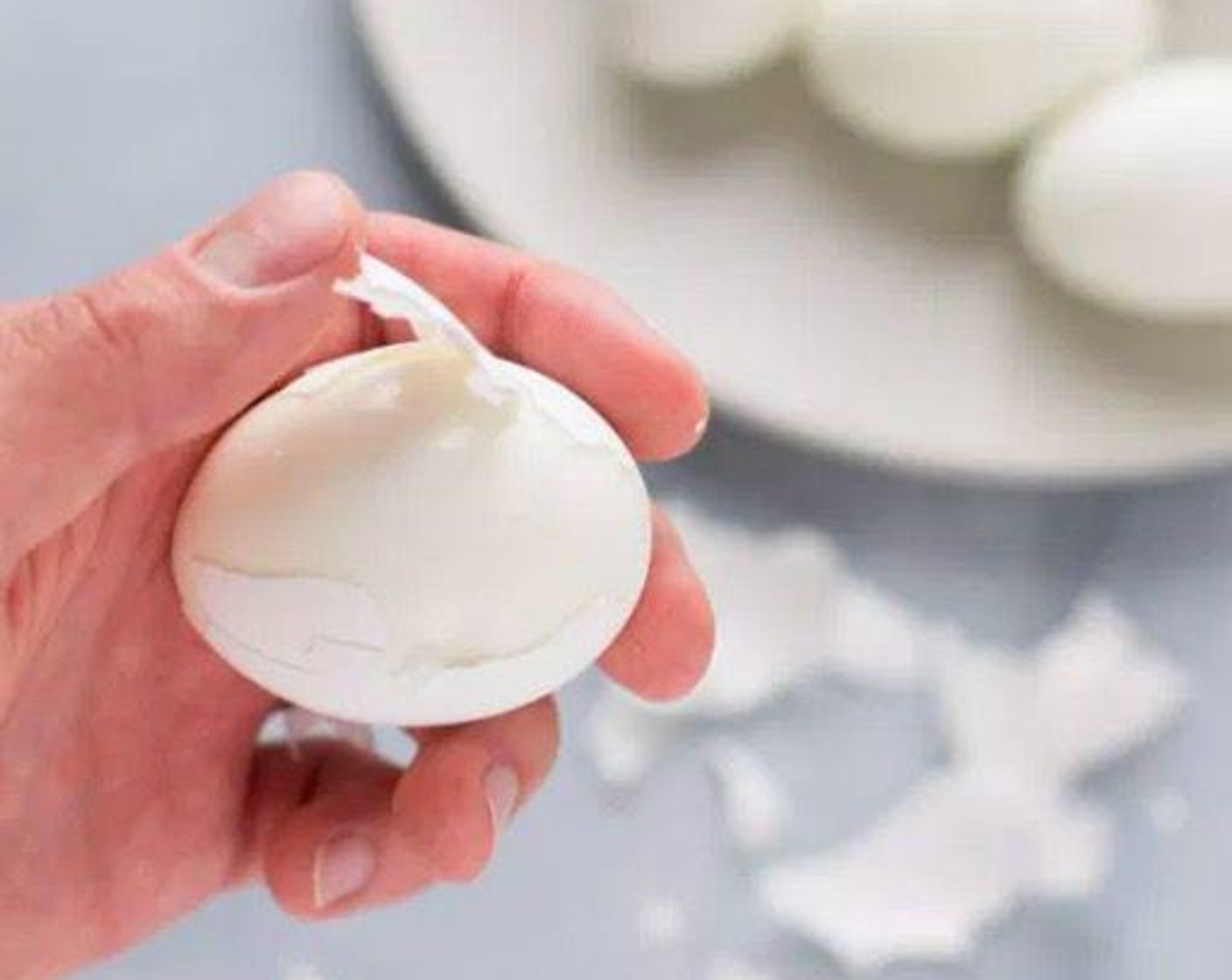 step 3 Peel eggs and rinse with cold water to wash off small shell pieces.