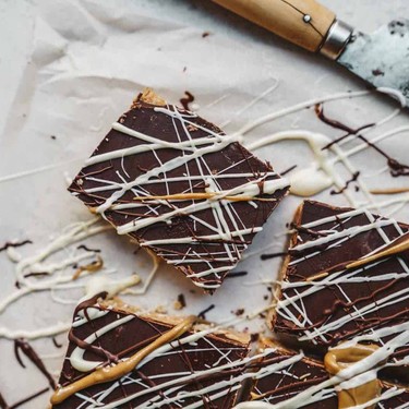 One Bowl 10-Minute Peanut Butter Almond Bars Recipe | SideChef