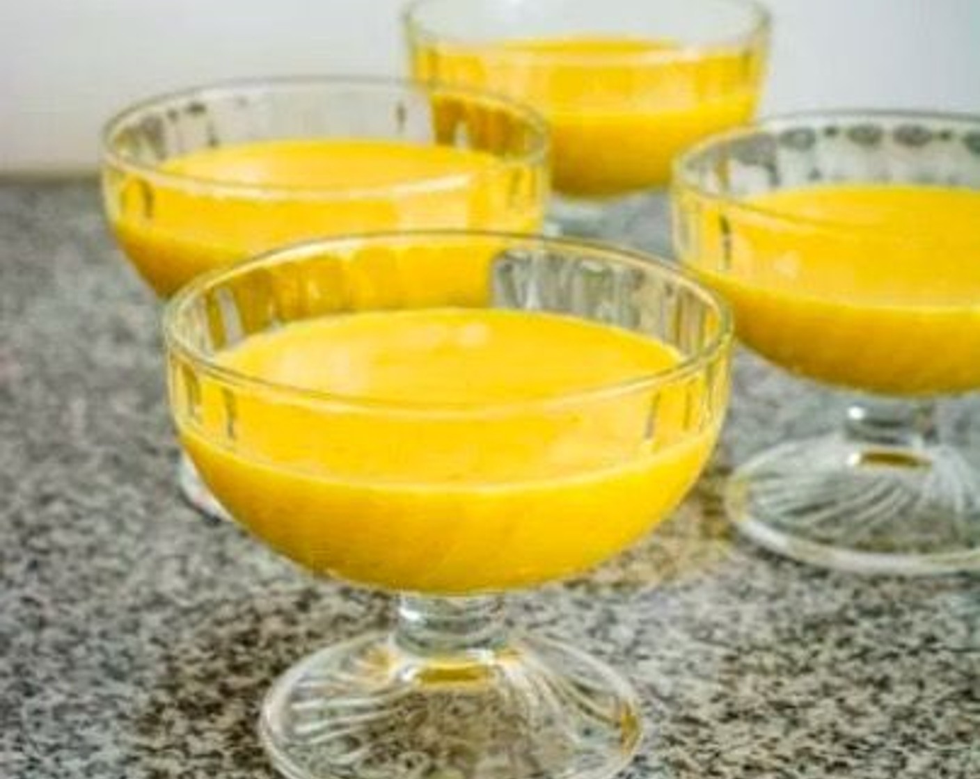 step 6 Pour the mango pudding mixture into serving bowls or silicone molds. Allow it to chill in the fridge for 3 hours.