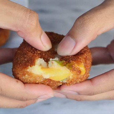 Cheese Stuffed Potato Balls Recipe | SideChef