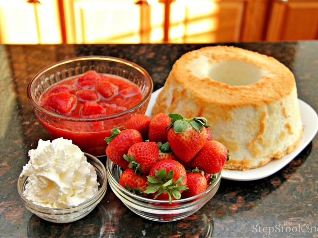 Step 1 of YaYa's No-Bake Strawberry Shortcake Recipe: Gather the ingredients.