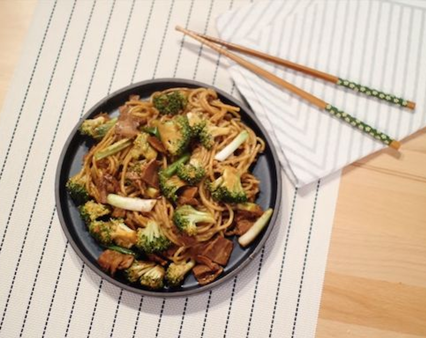 Chrissy Teigen’s Pad Thai Carbonara