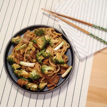 Chrissy Teigen’s Pad Thai Carbonara Recipe | SideChef