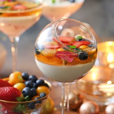 Lime Infused Panna Cotta with Berries and Fizz Recipe | SideChef