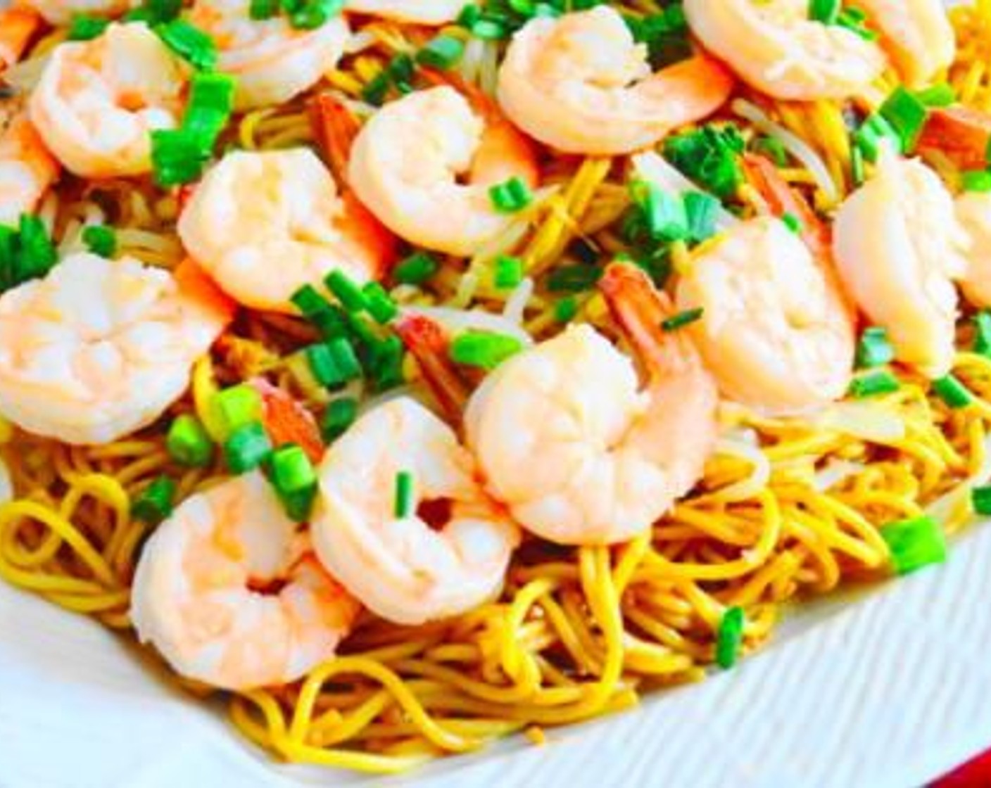 step 6 Arrange the noodles on a large platter, then arrange the shrimp on top of it. Sprinkle the bean sprouts and Scallion (1 bunch) on top for garnish and serve family style immediately!
