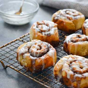 Quick Cinnamon Buns with Buttermilk Glaze Recipe | SideChef