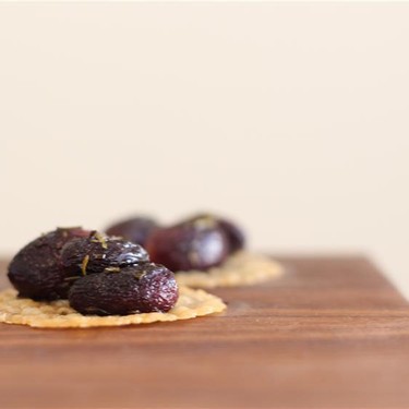 Roasted Grape & Rosemary Parmesan Crisps Recipe | SideChef