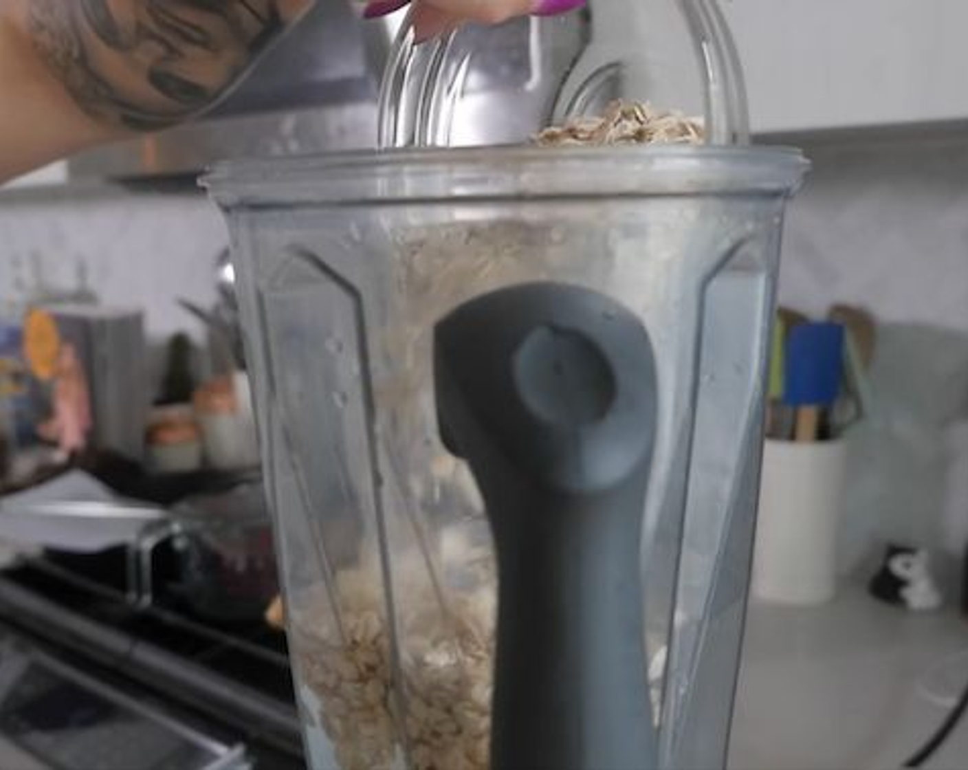 step 1 Add Old Fashioned Rolled Oats (1 cup), Water (5 cups) and Salt (1 pinch) to a high-speed blender. If you just want Unsweetened Oat Milk, blend on high for 30 seconds until creamy, then skip to final step.