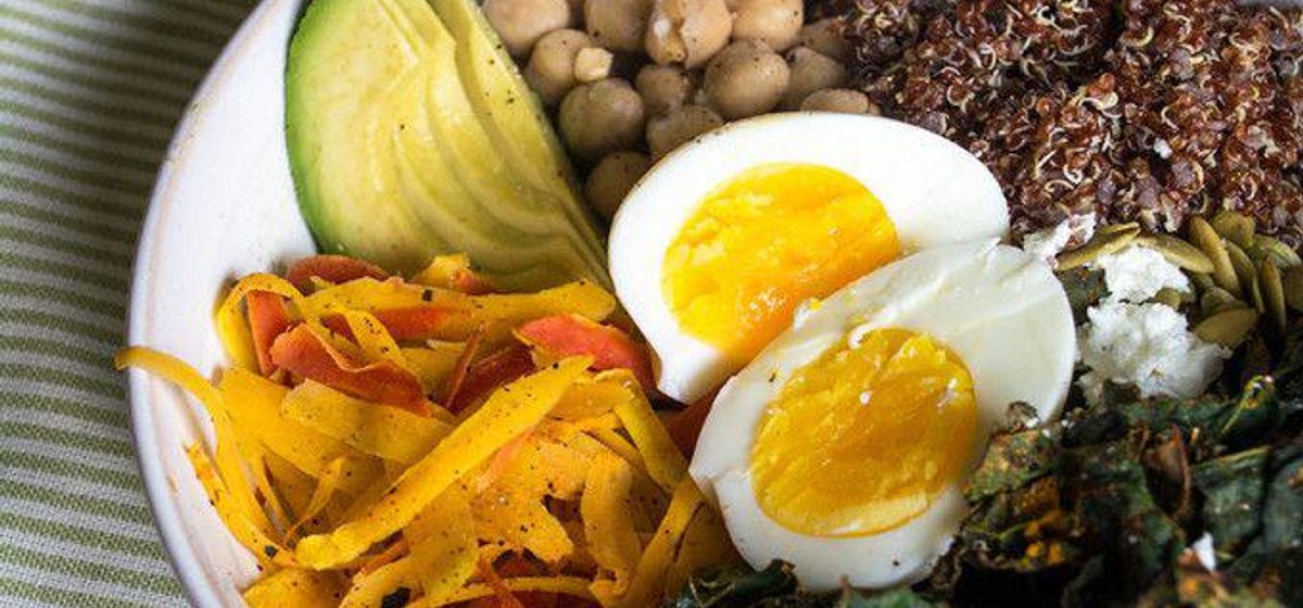 Kale and Quinoa Veggie Bowl Recipe | SideChef