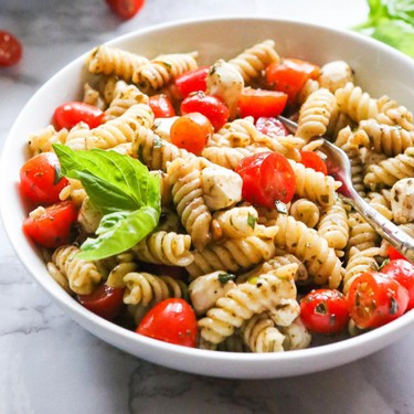 Caprese Pasta Salad Recipe | SideChef