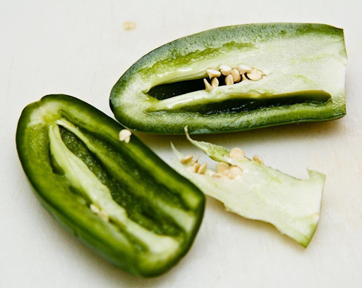 step 2 Deseed the Jalapeño Pepper (1).