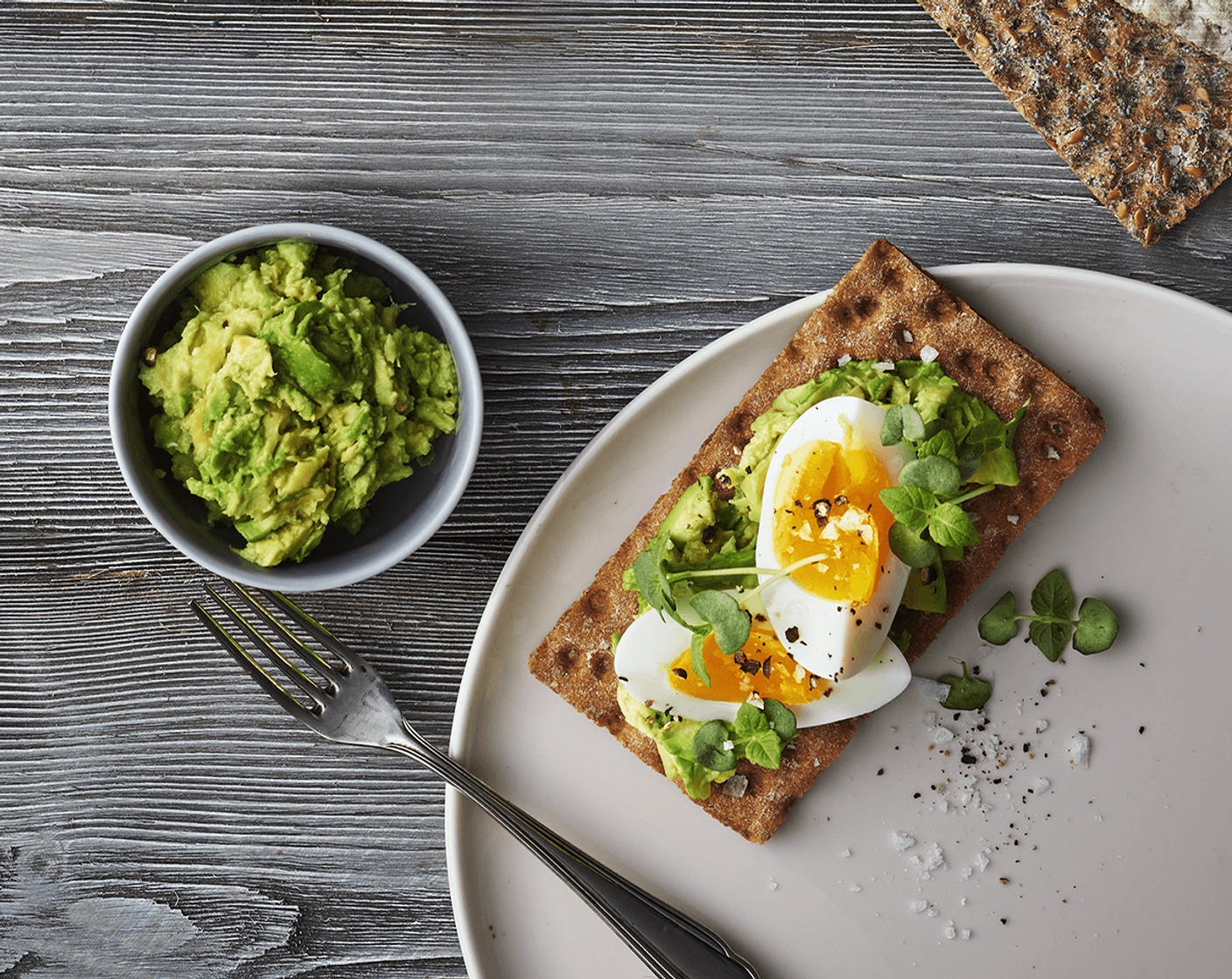 Avocado & Egg Crispbread