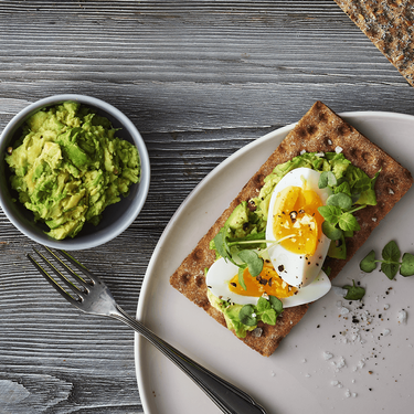 Avocado & Egg Crispbread Recipe | SideChef