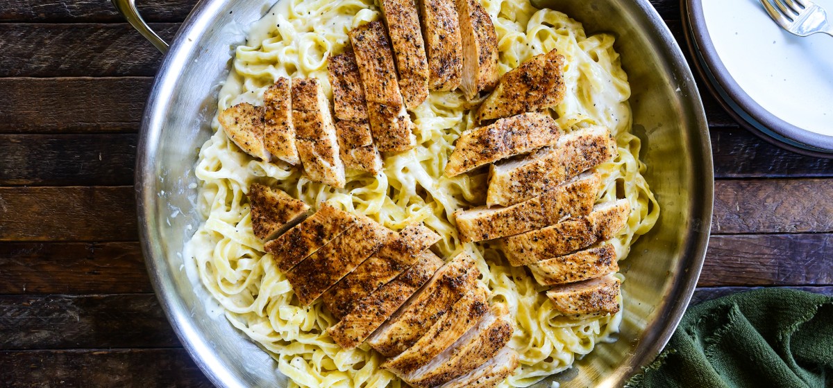 Fettucine Alfredo with Cajun Chicken Recipe - SideChef
