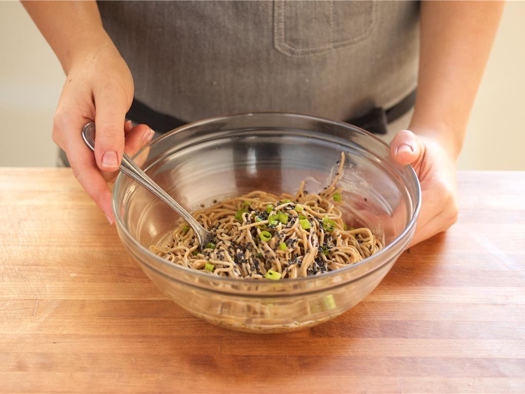 Chilled Soba Noodles with Spicy Orange Sesame Recipe | SideChef
