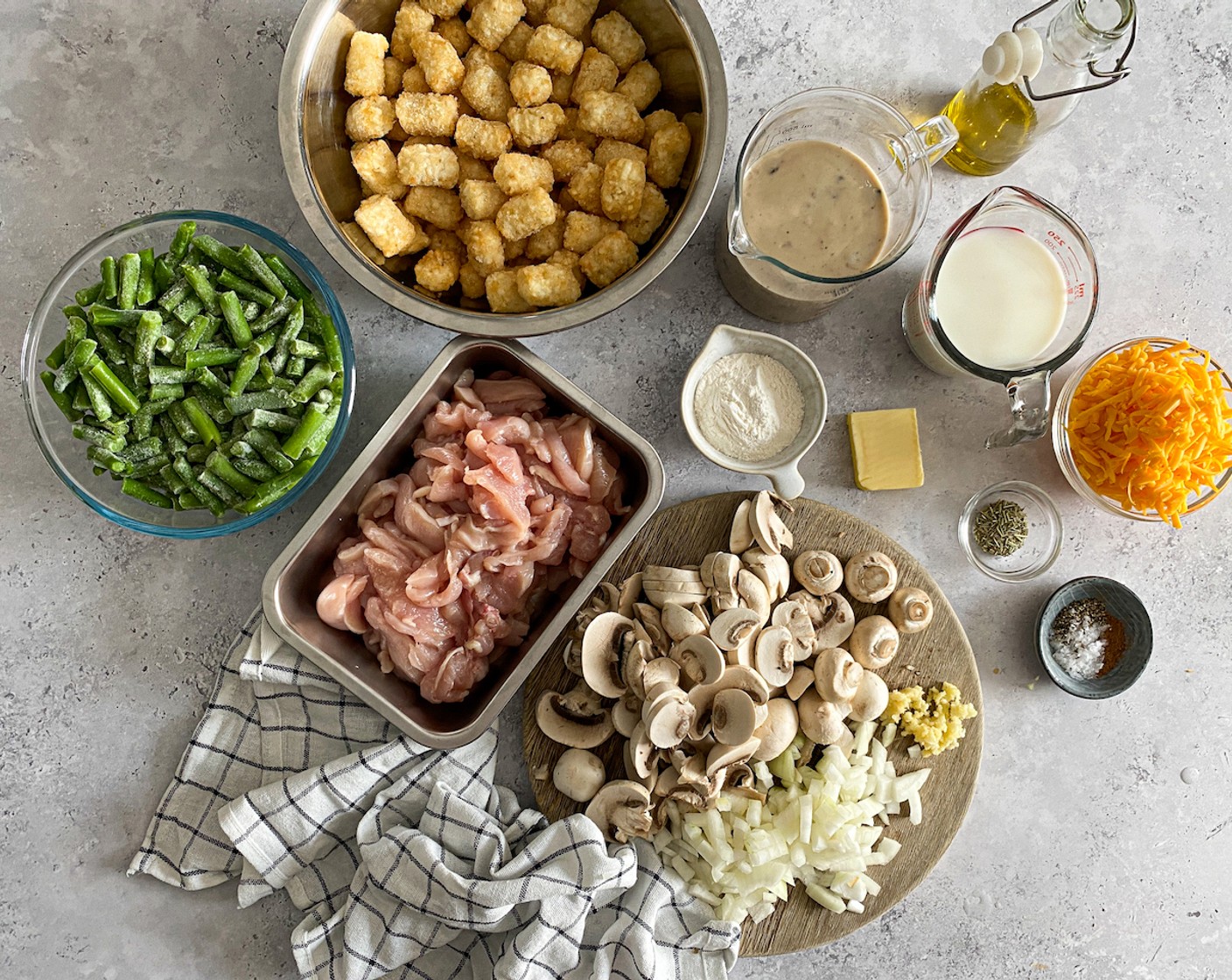 step 2 Chop Onion (1) and Garlic (2 cloves). Slice the Button Mushrooms (2 1/4 cups) rather thick and chunky and finely slice the Boneless, Skinless Chicken Breasts (1.5 lb) on the diagonal.