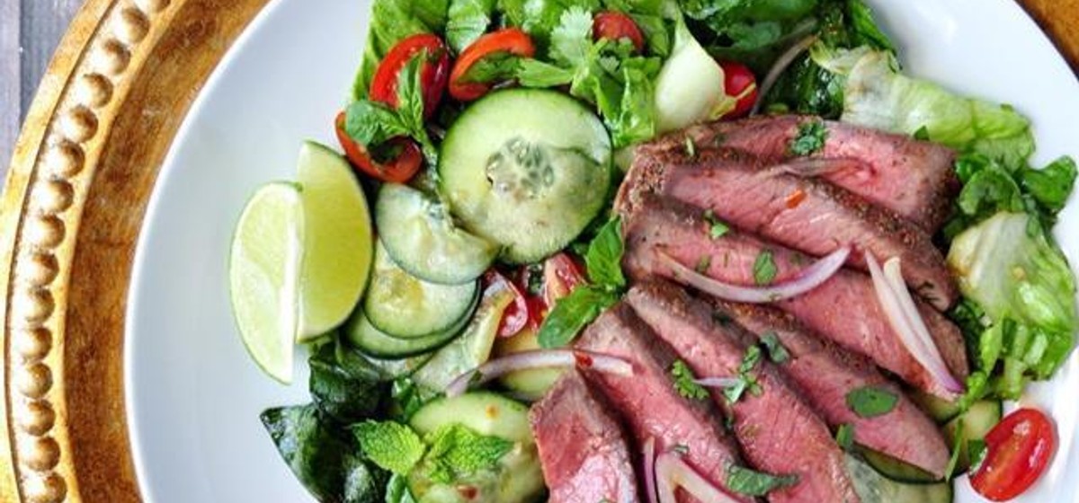 15-Minute Thai Beef Salad Recipe | SideChef