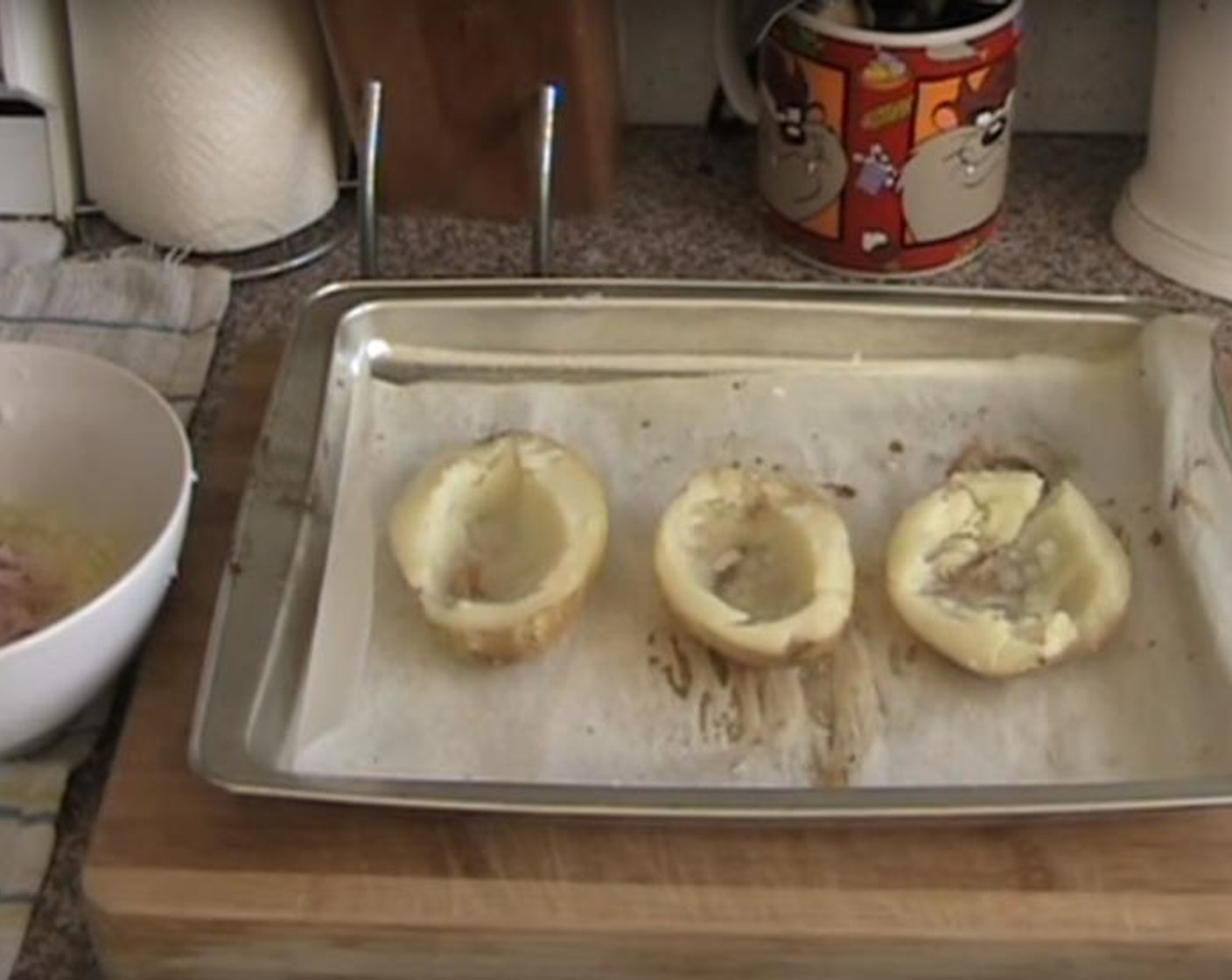 step 3 Add Margarine (1 tsp) to the bowl, and mix them together. Add Ham (1/4 cup) and Pineapple (1/4 cup), and mix them in. Take scoopfuls of the mixture and put them back into the potatoes.