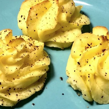 Pressure Cooker Duchess Potatoes Recipe | SideChef