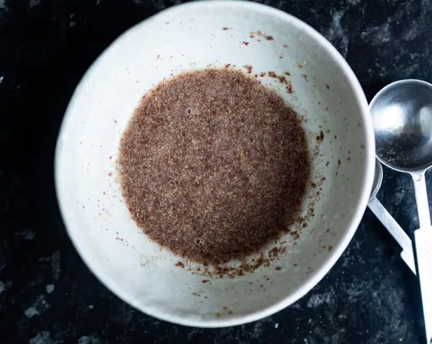 step 1 Combine Ground Flaxseed (1 Tbsp), with Water (3 Tbsp) to create a “flaxseed egg”, and leave to thicken for 5 minutes.