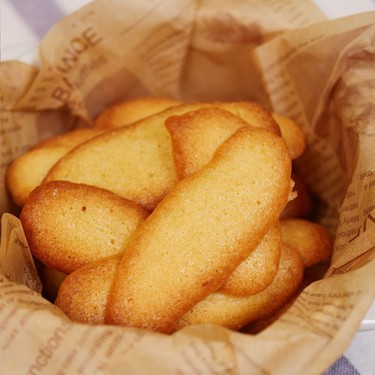 Crispy Egg White Biscuits Recipe | SideChef