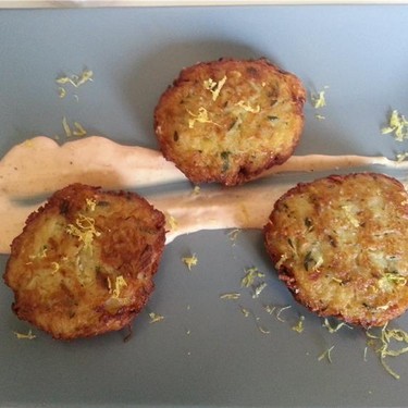 Sunchoke Latkes with Lemon Sriracha Aioli Recipe | SideChef