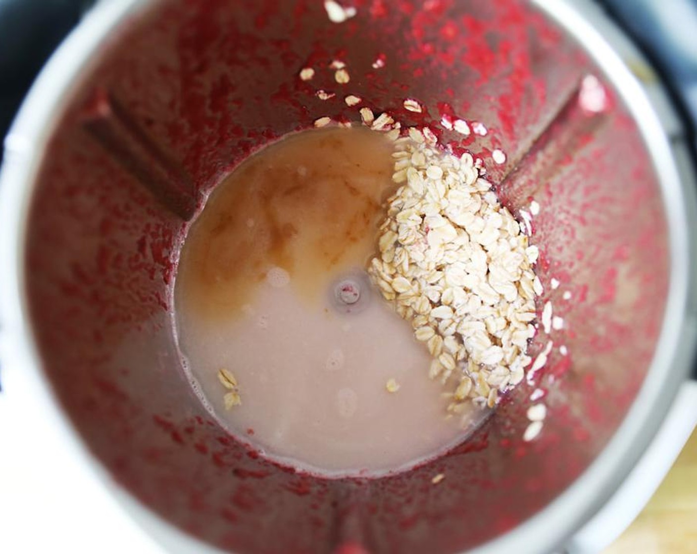 step 3 Cook Oats (1 1/3 cups), Water (12 oz), Oat Milk (8 oz), Maple Syrup (0.5 oz), Vanilla Extract (1 tsp), and Salt (1 tsp) for 10 minutes on Varoma, Stir 1.