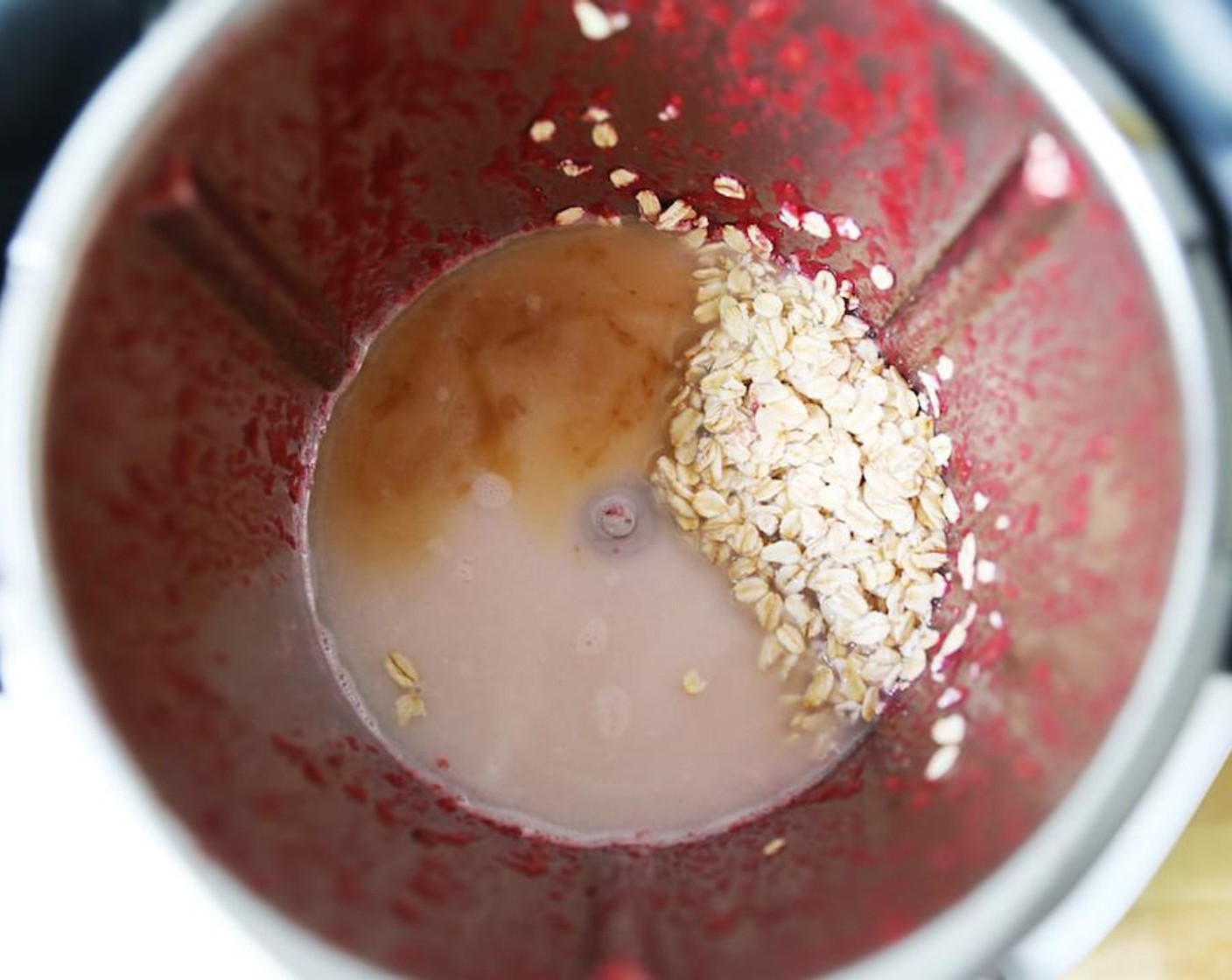 step 3 Cook Oats (1 1/3 cups), Water (12 oz), Oat Milk (8 oz), Maple Syrup (0.5 oz), Vanilla Extract (1 1/4 tsp), and Salt (1 1/4 tsp) for 10 minutes on Varoma, Stir 1.