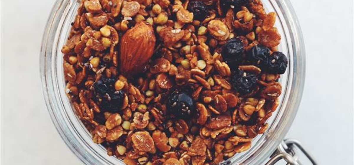 Gre3n Coconut Oil Blueberry & Buckwheat Granola Recipe | SideChef