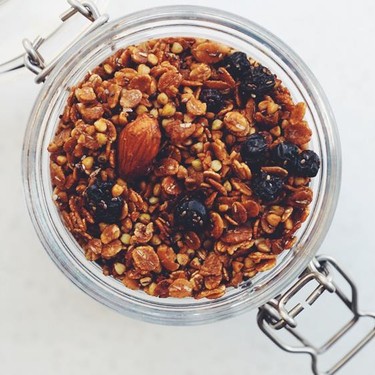 Gre3n Coconut Oil Blueberry & Buckwheat Granola Recipe | SideChef