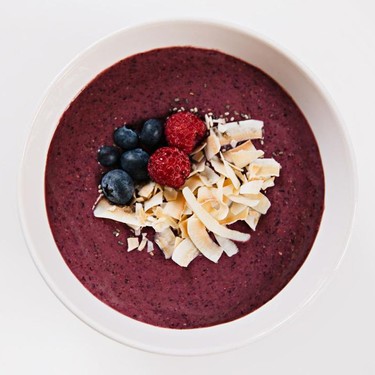 Blueberry and Banana Pinole Smoothie Bowl Recipe | SideChef