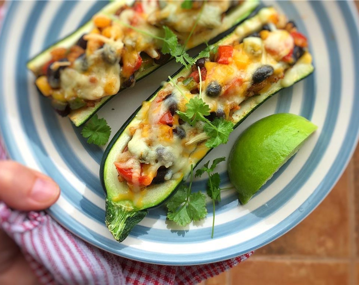 step 9 Then remove the tinfoil and bake the zucchini for 5 more minutes until the cheese has nicely melted. Remove the zucchini from the hot oven, serve and enjoy!