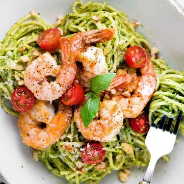 30-Minute Pesto Shrimp Pasta Recipe | SideChef