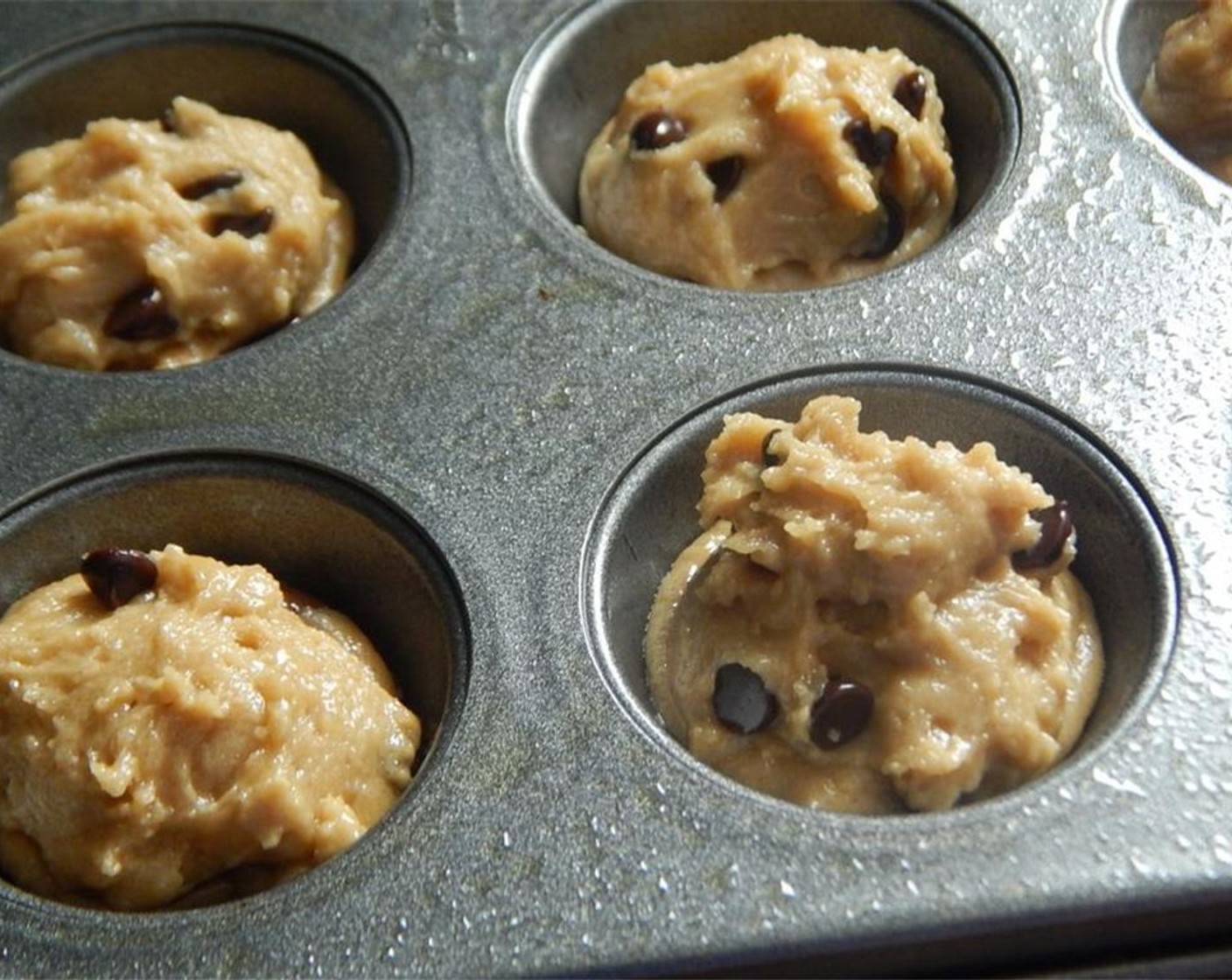 step 4 Top with the remaining cookie batter. Bake in oven for 8 to 10 minutes.