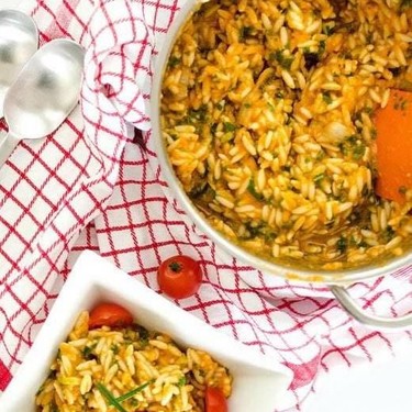Creamy Vegan Orzo with Caramelized Onions and Kale Recipe | SideChef