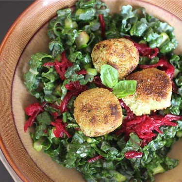 Fried Cashew Cheese Kale Salad with Pickled Beets Recipe | SideChef