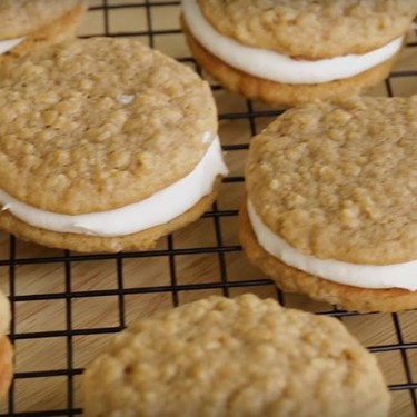 Homemade Oatmeal Cream Pies Recipe | SideChef