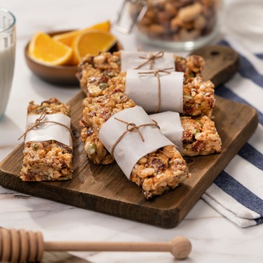 No-Bake Breakfast Energy Bars Recipe | SideChef