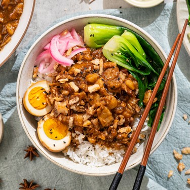 Taiwanese minced pork on rice 